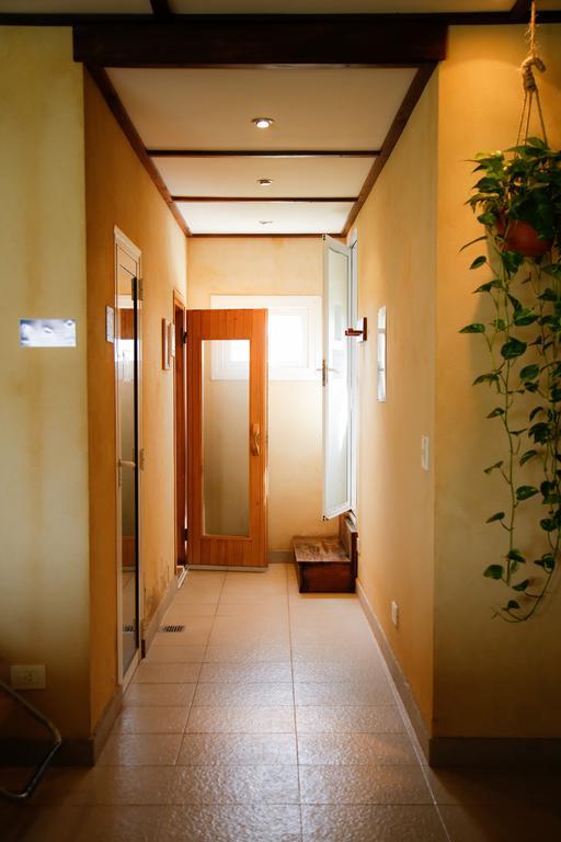 Hotel Howard Johnson Trenque Lauquen Exterior photo